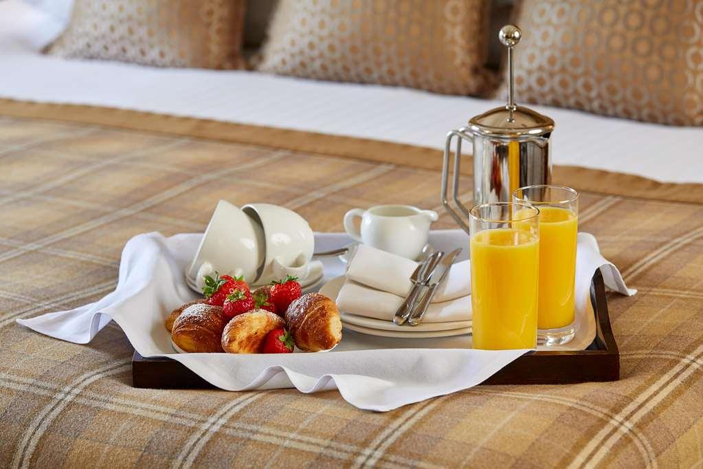 Macdonald Cardrona Hotel, Golf & Spa Піблс Номер фото